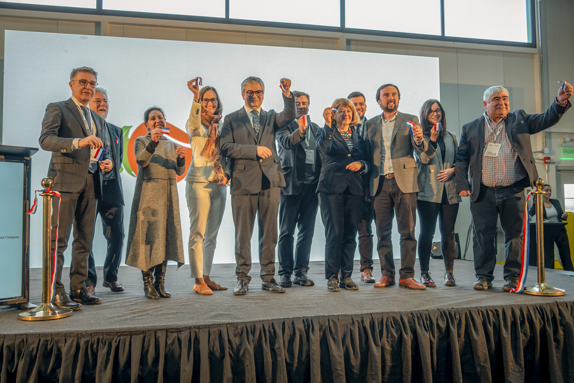 𝐀𝐆𝐑𝐈𝐂𝐇𝐈𝐋𝐄 𝐈𝐍𝐀𝐔𝐆𝐔𝐑Ó 𝐏𝐋𝐀𝐍𝐓𝐀 𝐃𝐄 𝐏𝐑𝐎𝐂𝐄𝐒𝐀𝐌𝐈𝐄𝐍𝐓𝐎 𝐃𝐄 𝐀𝐕𝐄𝐋𝐋𝐀𝐍𝐎𝐒 𝐂𝐎𝐍 𝐔𝐍𝐀 𝐈𝐍𝐕𝐄𝐑𝐒𝐈Ó𝐍 𝐃𝐄 𝟕𝟓 𝐌𝐈𝐋𝐋𝐎𝐍𝐄𝐒 𝐃𝐄 𝐃Ó𝐋𝐀𝐑𝐄𝐒 𝐄𝐍 𝐍𝐔𝐄𝐒𝐓𝐑𝐀 𝐂𝐎𝐌𝐔𝐍𝐀 Ñ𝐈𝐐𝐔É𝐍.-